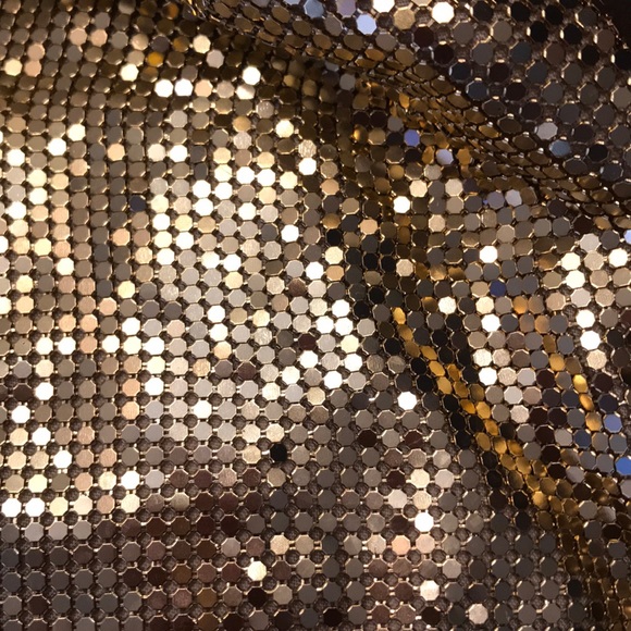 Bebe small gold sequin clutch LIKE NEW - Picture 4 of 4